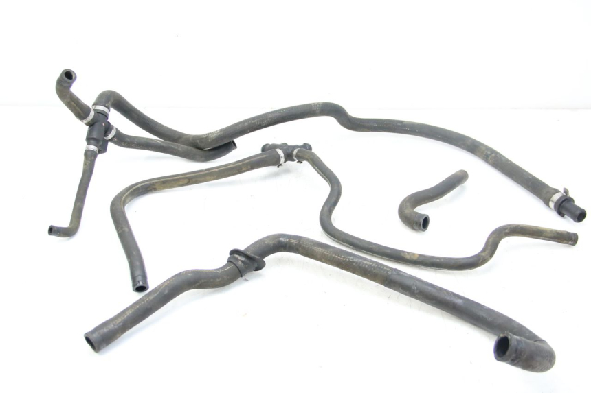 photo de RADIATOR HOSE PIAGGIO VESPA GRANTURISMO 125 (2003 - 2007) - Main view