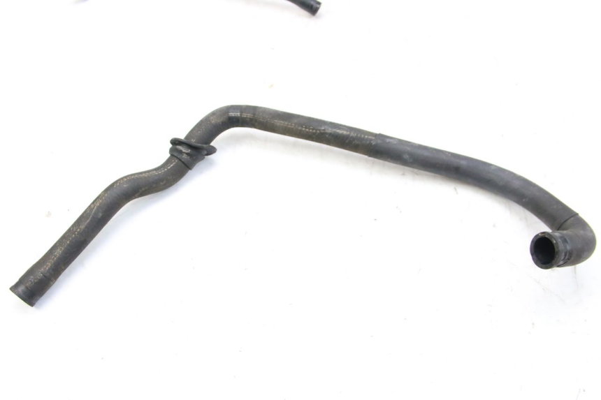 photo de RADIATOR HOSE PIAGGIO VESPA GRANTURISMO 125 (2003 - 2007) - Fixing points details