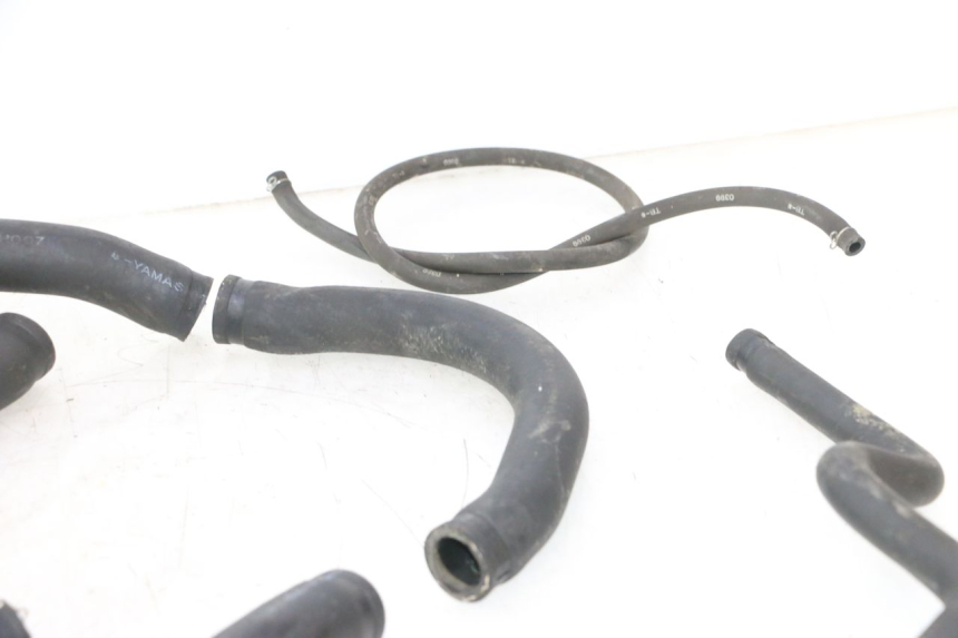 photo de RADIATOR HOSE HONDA VFR FI RC46 800 (1998 - 2001) - Surface and material condition