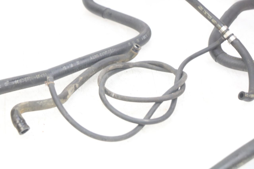 photo de RADIATOR HOSE PIAGGIO X9 125 (2000 - 2003) - Zoom on usage condition