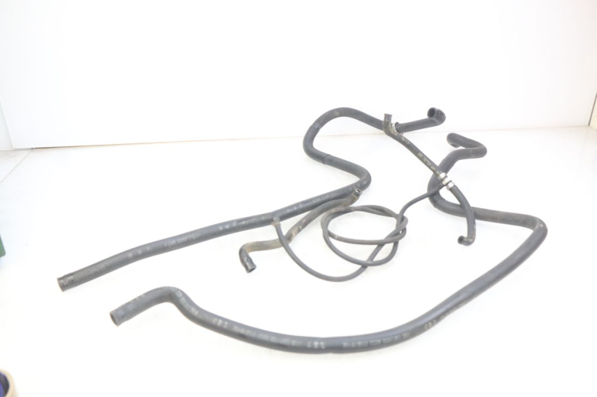 photo de RADIATOR HOSE PIAGGIO X9 125 (2000 - 2003) - Alternative perspective