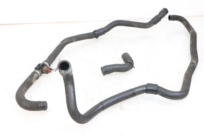 photo de RADIATOR HOSE PIAGGIO XEVO - X EVO 125 (2007 - 2017) - Main view