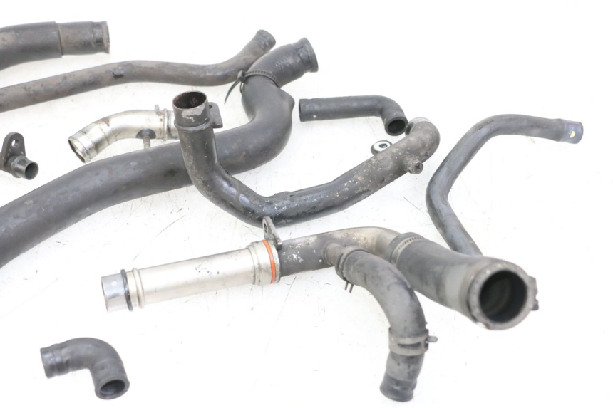 photo de RADIATOR HOSE YAMAHA FZ1 FAZER 1000 (2007 - 2009) - Component detail