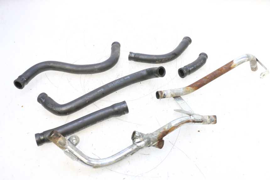 photo de RADIATOR HOSE YAMAHA YP MAJESTY 125 (1998 - 2001) - Main view