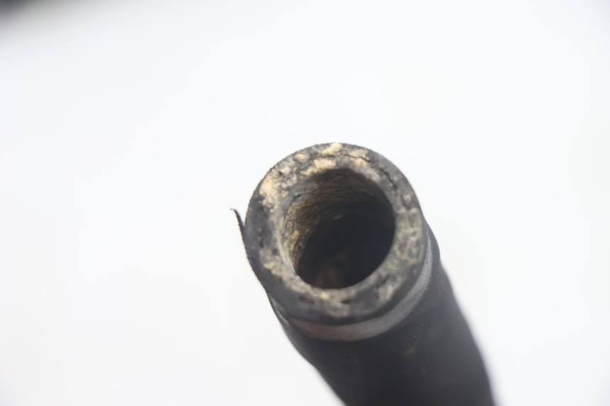 photo de RADIATOR HOSE YAMAHA YP MAJESTY 125 (2002 - 2006) - Zoom on usage condition