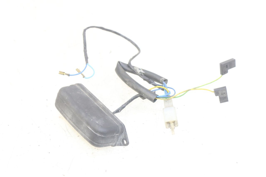 photo de LICENSE PLATE LIGHT APRILIA ATLANTIC 125 (2003 - 2009) - Component detail