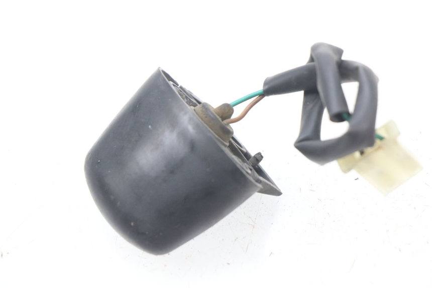 photo de NUMBER PLATE LIGHTING HONDA FES PANTHEON 125 (2003 - 2007) - Zoom on usage condition