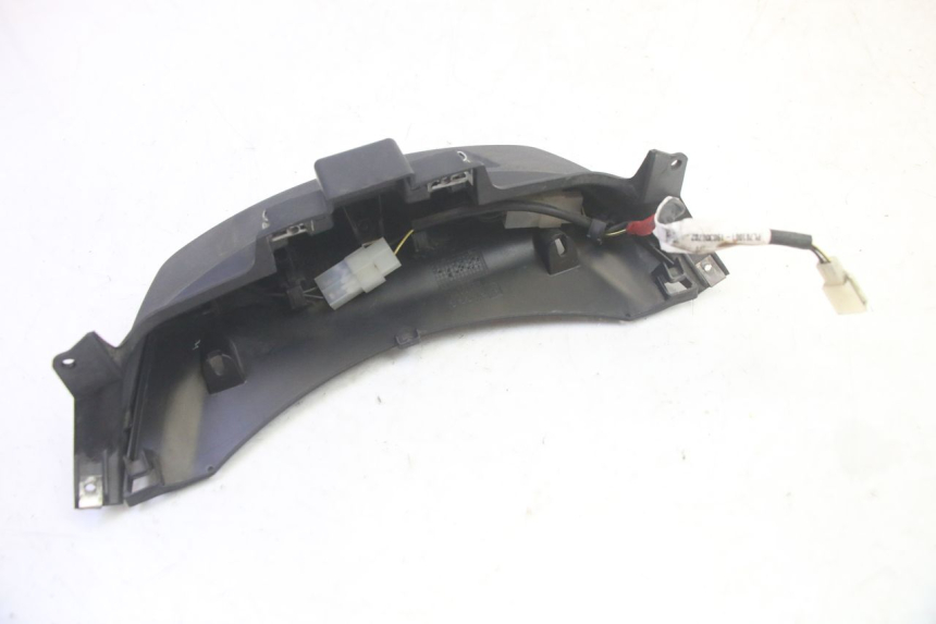 photo de NUMBER PLATE LIGHTING PIAGGIO MP3 HPE 350 (2018 - 2020) - Technical close-up