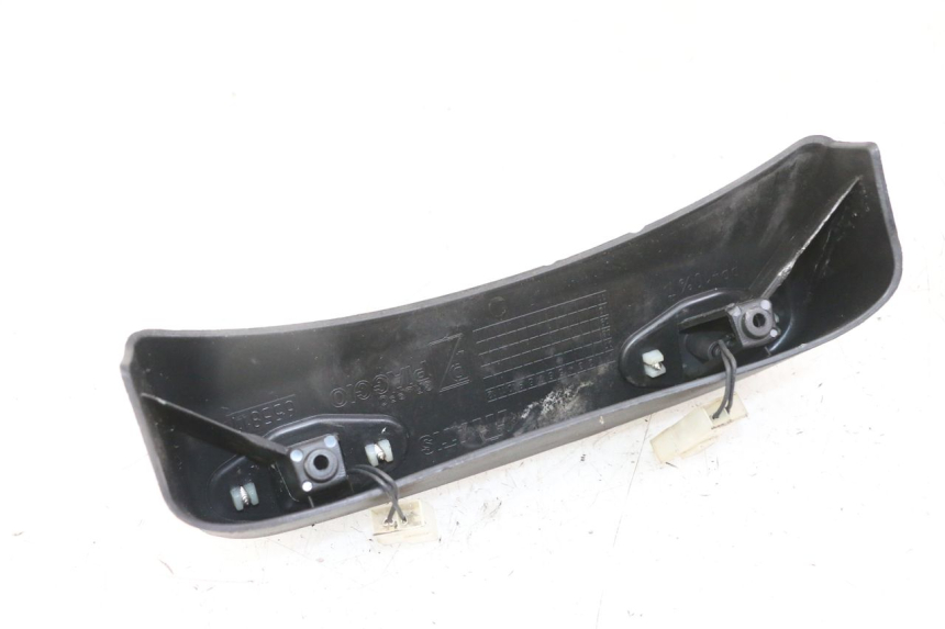 photo de NUMBER PLATE LIGHTING PIAGGIO MP3 LT 400 (2007 - 2012) - Zoom on usage condition