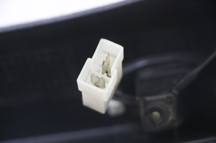 photo de NUMBER PLATE LIGHTING PIAGGIO MP3 RL 250 (2006 - 2010) - Checked used part