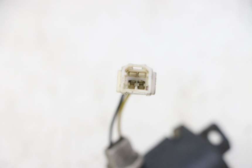 photo de NUMBER PLATE LIGHTING PIAGGIO MP3 125 (2006 - 2014) - Component detail