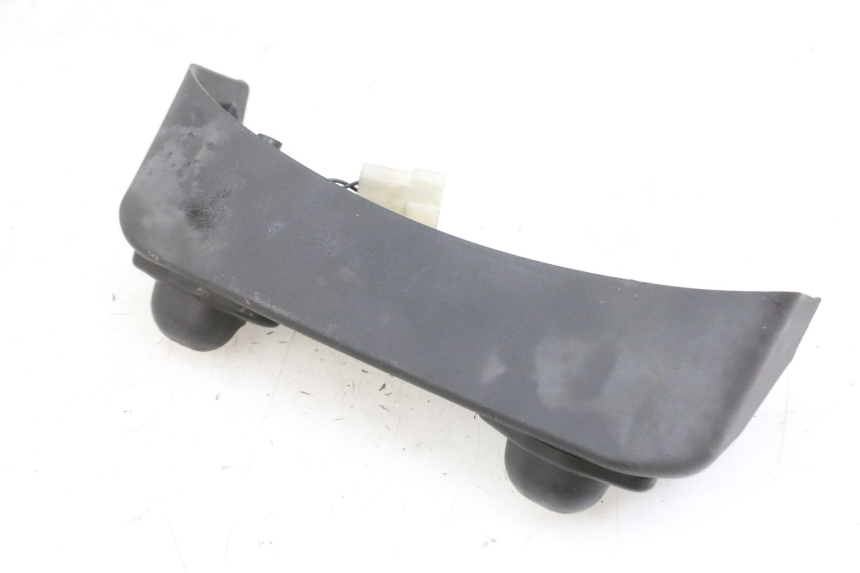 photo de NUMBER PLATE LIGHTING PIAGGIO MP3 RL 250 (2006 - 2010) - Zoom on usage condition