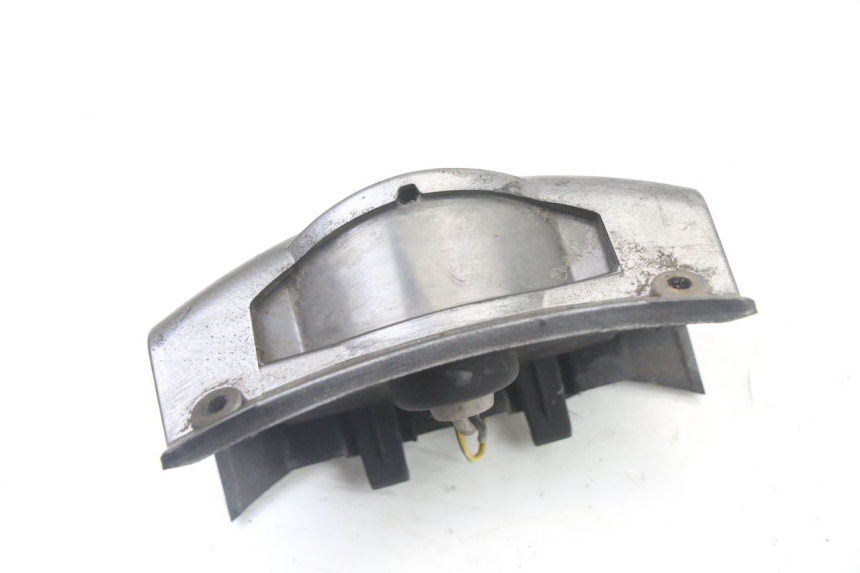 photo de NUMBER PLATE LIGHTING PIAGGIO VESPA GRANTURISMO 125 (2003 - 2007) - Component detail