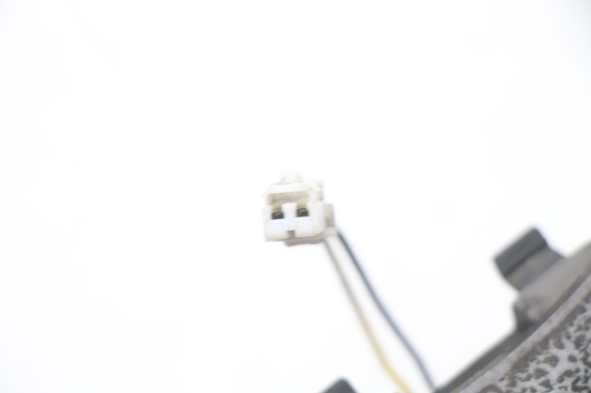 photo de NUMBER PLATE LIGHTING PIAGGIO VESPA GRANTURISMO 125 (2003 - 2007) - Technical close-up