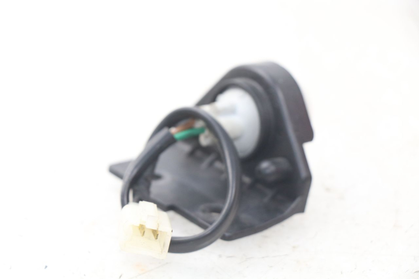 photo de NUMBER PLATE LIGHTING DAELIM S2 FI 125 (2008 - 2017) - Zoom on usage condition