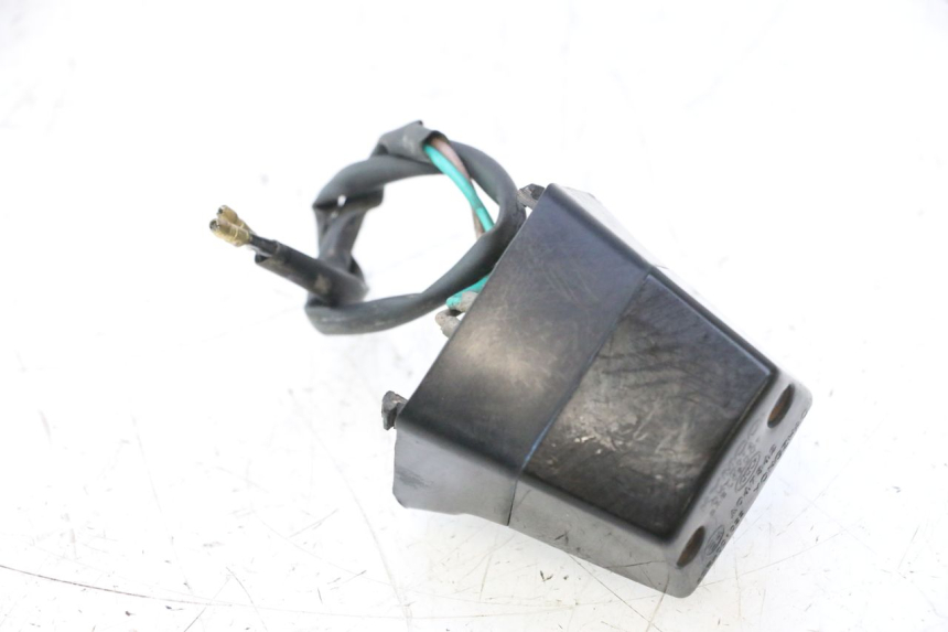 photo de NUMBER PLATE LIGHTING KYMCO SUPER 8 2T 50 (2007 - 2013) - Alternative perspective