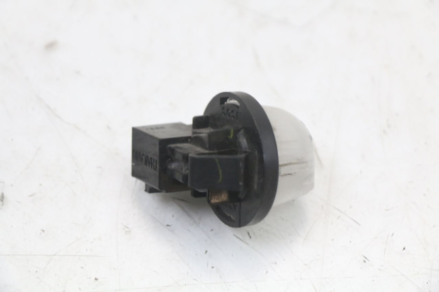 photo de NUMBER PLATE LIGHTING SUZUKI BURGMAN 125 (2018 - 2021) - Zoom on usage condition