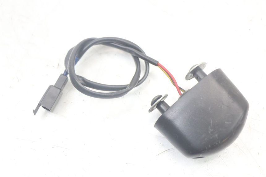 photo de LICENSE PLATE LIGHT KAWASAKI VERSYS ABS 650 (2015 - 2018) - Technical close-up