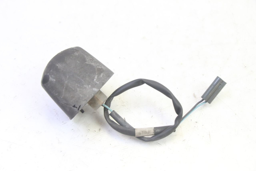 photo de NUMBER PLATE LIGHTING YAMAHA X-MAX XMAX 250 (2006 - 2009) - Zoom on usage condition