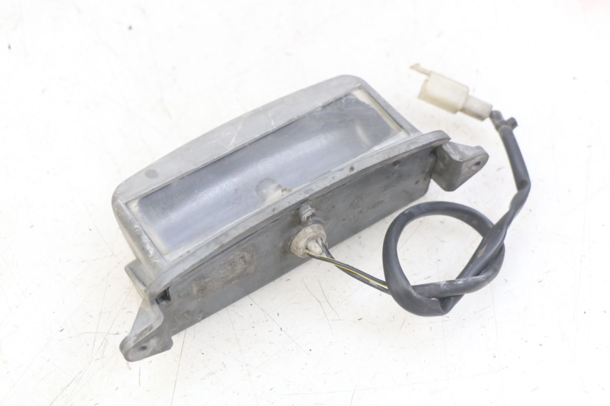 photo de LICENSE PLATE LIGHT PIAGGIO X9 EVOLUTION 125 (2003 - 2007) - Component detail