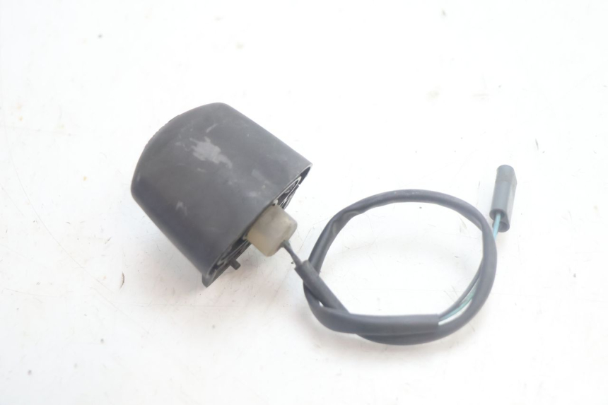 photo de LICENSE PLATE LIGHT YAMAHA YP MAJESTY 125 (2007 - 2010) - Product overview