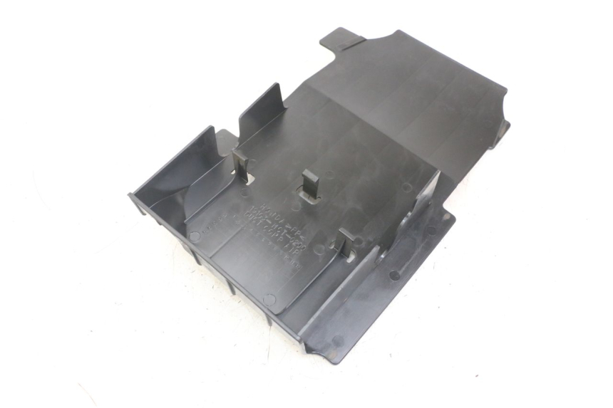 photo de RADIATOR SCOOP HONDA FJS SILVERWING SILVER WING 600 (2001 - 2010) - Zoom on usage condition