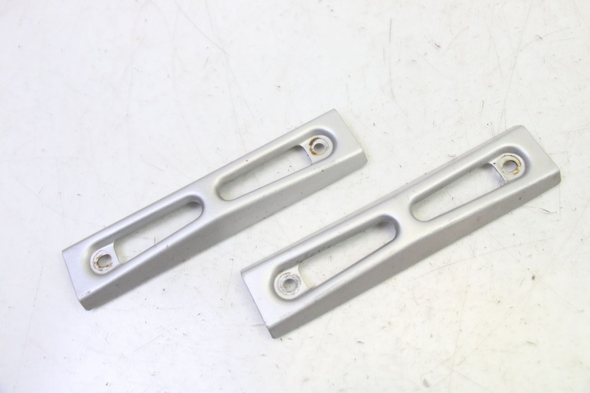 photo de RADIATOR SCOOP YAMAHA FZ6 N FAZER 600 (2004 - 2006) - Main view