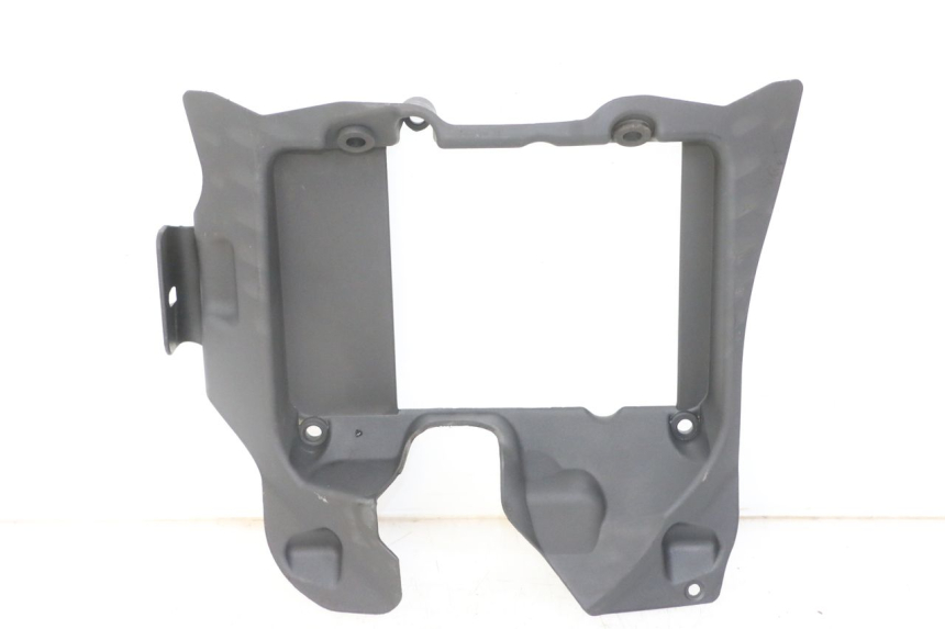 photo de RADIATOR SCOOP PIAGGIO IE MP3 YOURBAN 300 (2011 - 2016) - Main view