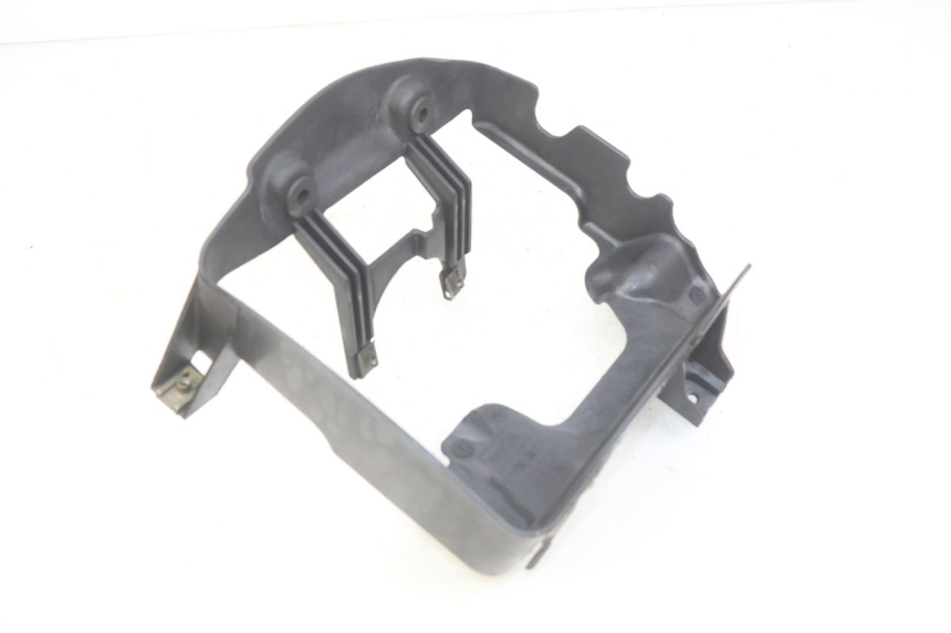 photo de RADIATOR SHROUD APRILIA SCARABEO LIGHT 125 (2007 - 2011) - Technical close-up