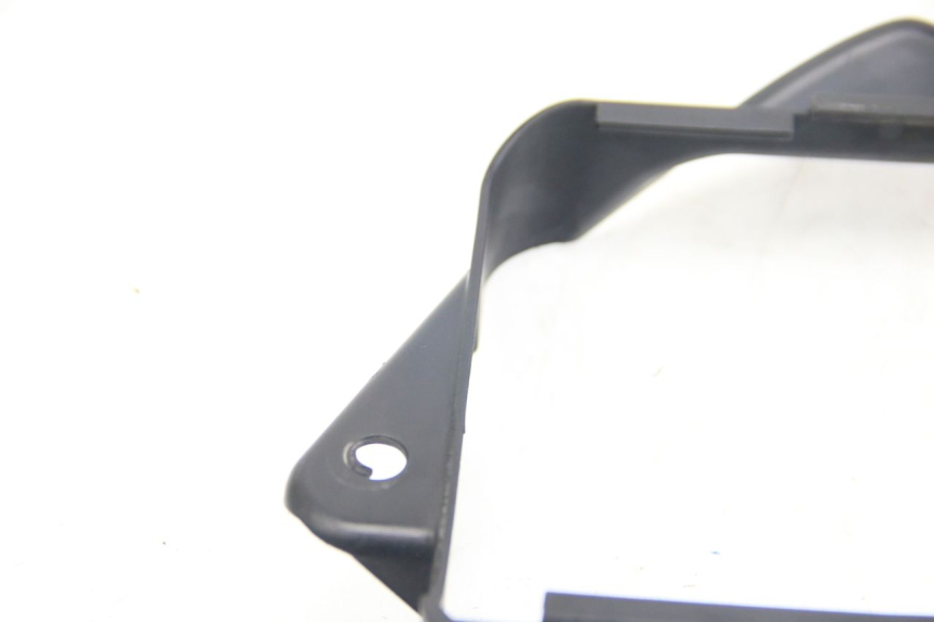 photo de RADIATOR SHROUD SUZUKI SIXTEEN 125 (2008 - 2010) - Product overview