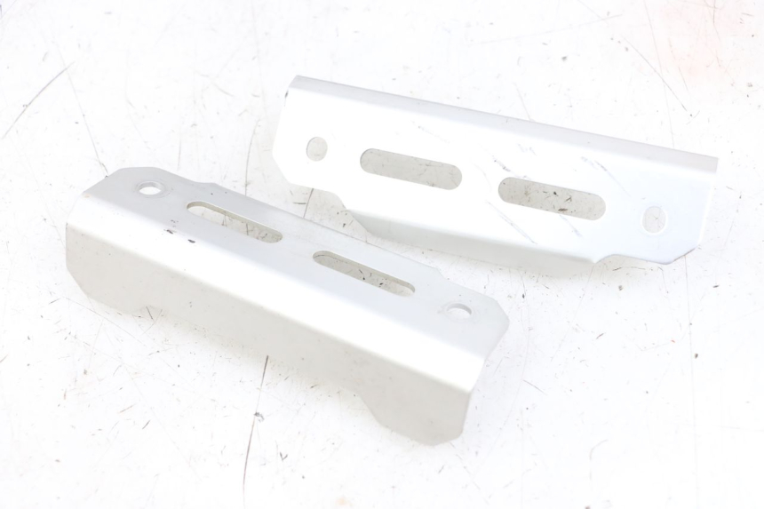 photo de RADIATOR SHROUD SUZUKI SV N 650 (1999 - 2002) - Component detail