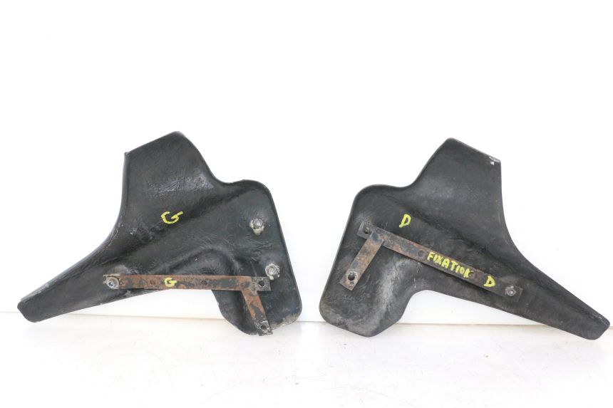 photo de RADIATOR SCOOP YAMAHA XJR 1300 (1998 - 2002) - Distinctive features