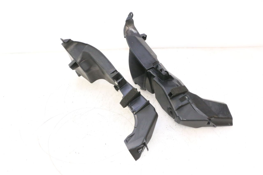 photo de RADIATOR SCOOP YAMAHA YZF R6 600 (2008 - 2009) - Alternative perspective