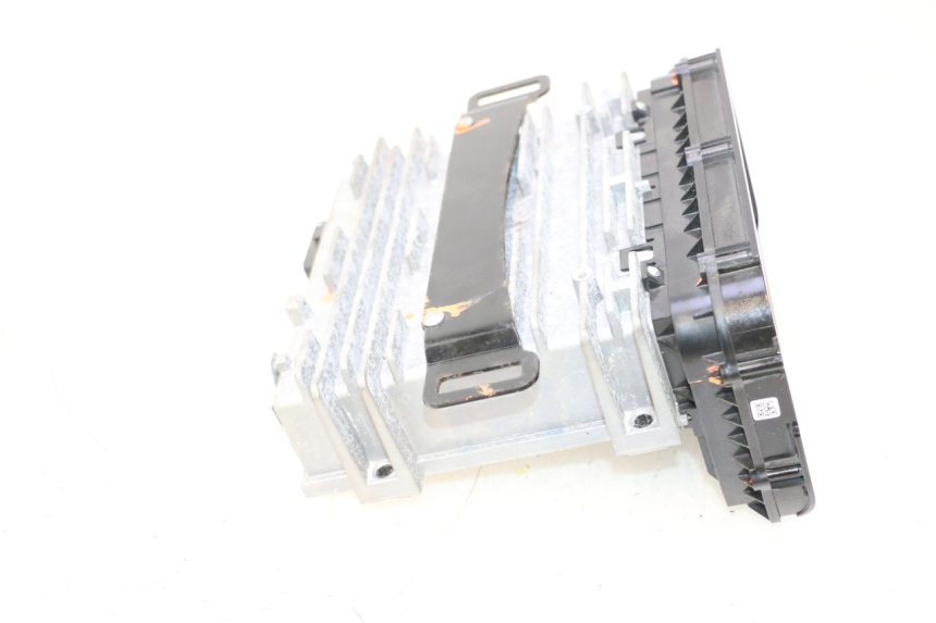 photo de INFOTAINMENT DISPLAY HARLEY DAVIDSON ROAD GLIDE FLTRXSE 1920 (2018 - 2022) - Checked used part