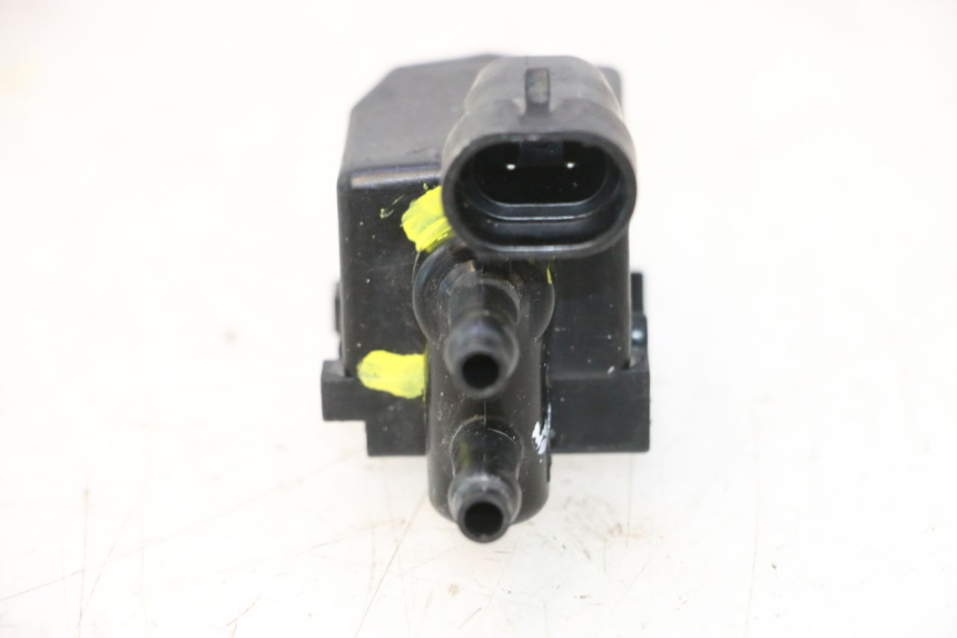photo de CANISTER PURGE VALVE HARLEY DAVIDSON ROAD GLIDE FLTRXSE 1920 (2018 - 2022) - Alternative perspective