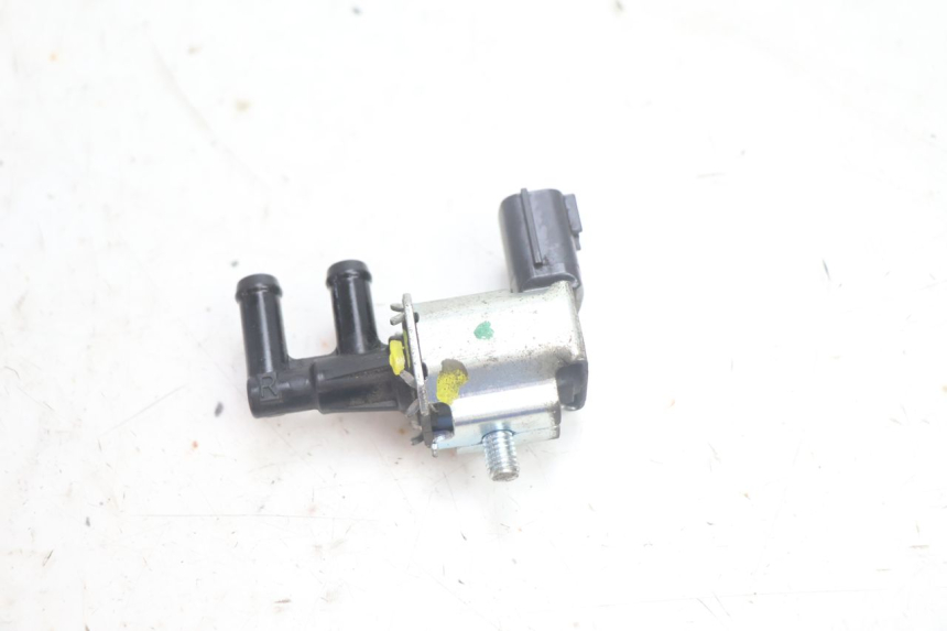 photo de CANISTER PURGE VALVE PIAGGIO ZIP IGET 4T 50 (2021 - 2023) - Main view