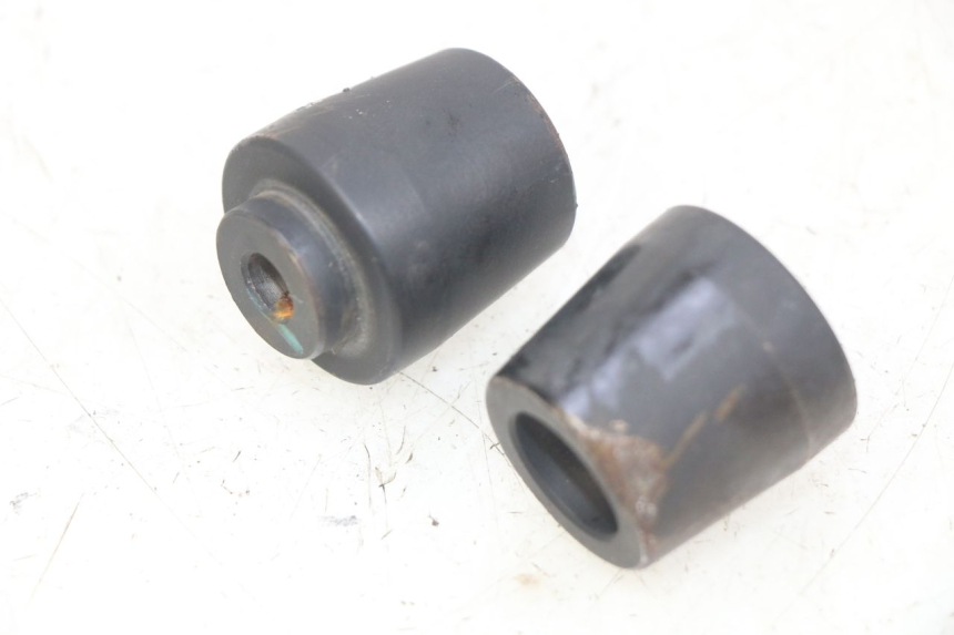 photo de HANDLEBAR END KYMCO AGILITY 16+ 4T 50 (2018 - 2023) - Zoom on usage condition