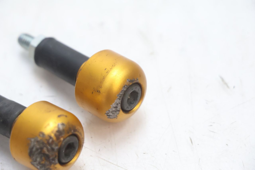 photo de HANDLEBAR ENDS HONDA CB F HORNET 600 (2005 - 2006) - Alternative perspective