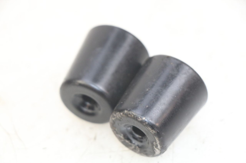 photo de HANDLEBAR END SYM CROX 4T 50 (2016 - 2023) - Zoom on usage condition