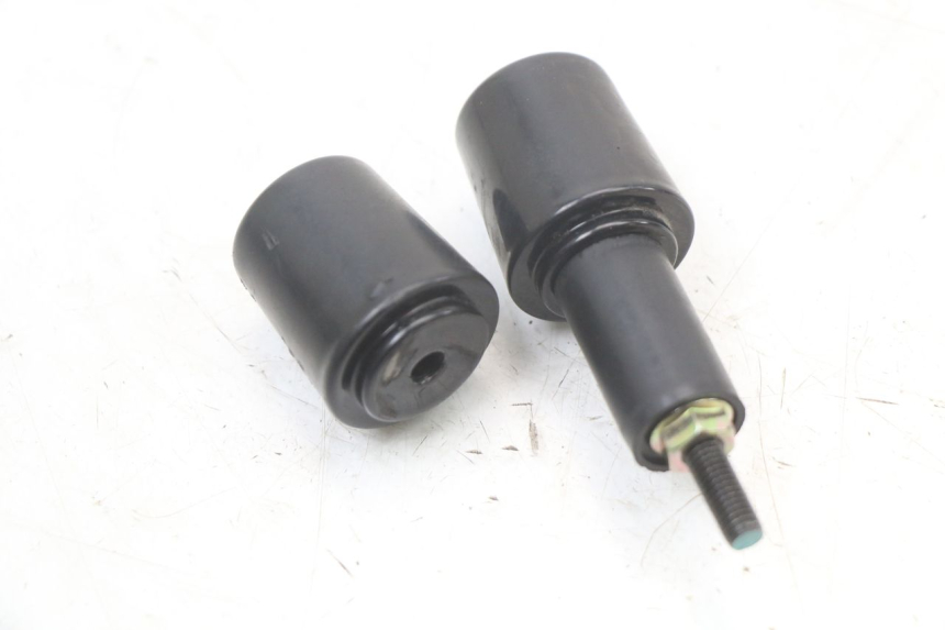 photo de HANDLEBAR END SYM CROX 4T 50 (2016 - 2023) - Zoom on usage condition