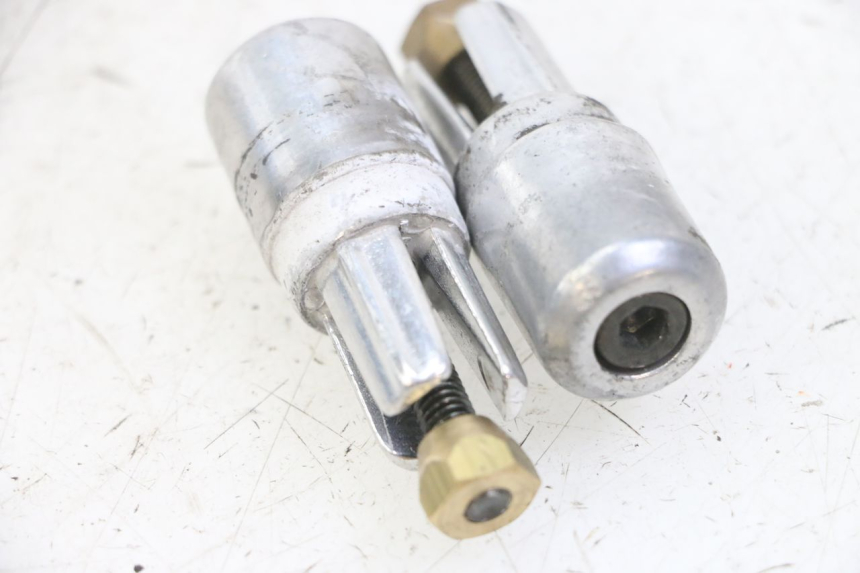 photo de HANDLEBAR ENDS PEUGEOT ELYSTAR 125 (2002 - 2007) - Component detail