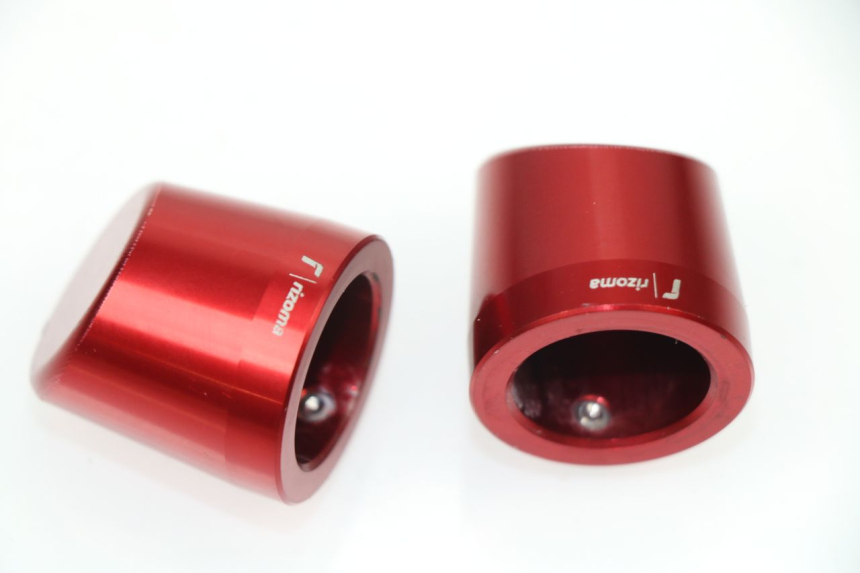 photo de HANDLEBAR ENDS YAMAHA FZ6 FAZER 600 (2007 - 2010) - Zoom on usage condition