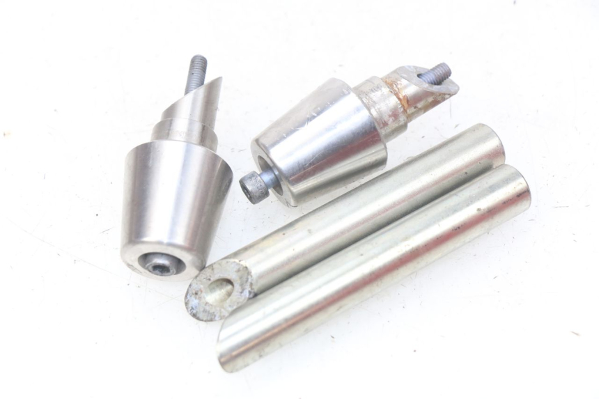 photo de HANDLEBAR END PEUGEOT GEOPOLIS 400 (2007 - 2013) - Component detail