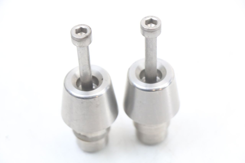 photo de HANDLEBAR ENDS PEUGEOT GEOPOLIS RS 125 (2007 - 2009) - Technical close-up