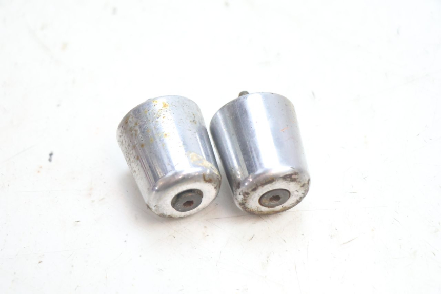 photo de HANDLEBAR END GILERA GP 800 (2007 - 2013) - Technical close-up