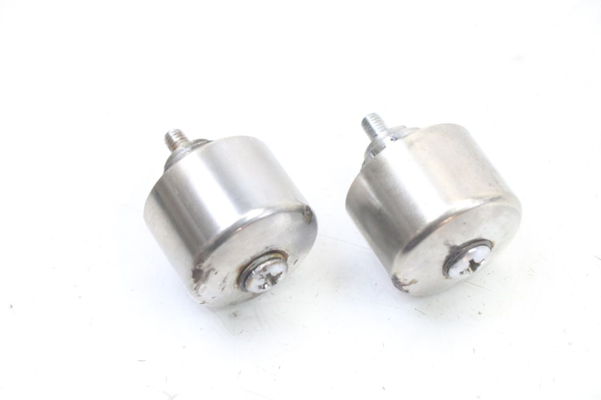 photo de HANDLEBAR END HONDA FES S-WING SWING ABS 125 (2007 - 2015) - Zoom on usage condition