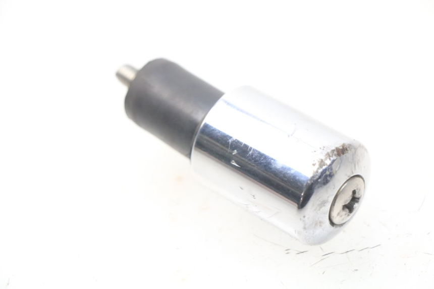 photo de HANDLEBAR ENDS SYM JOYMAX 250 (2013 - 2017) - Technical close-up