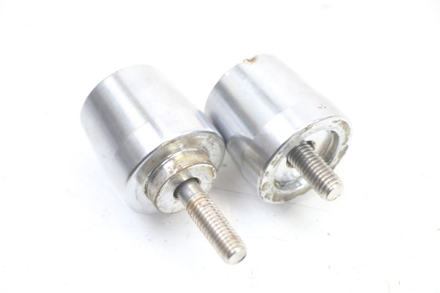 photo de HANDLEBAR ENDS KYMCO PEOPLE S 125 (2000 - 2008) - Zoom on usage condition