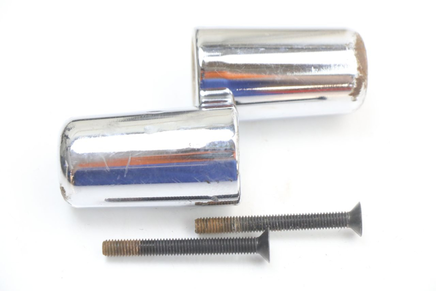 photo de HANDLEBAR ENDS PIAGGIO LIBERTY 4T 50 (2018 - 2021) - Zoom on usage condition