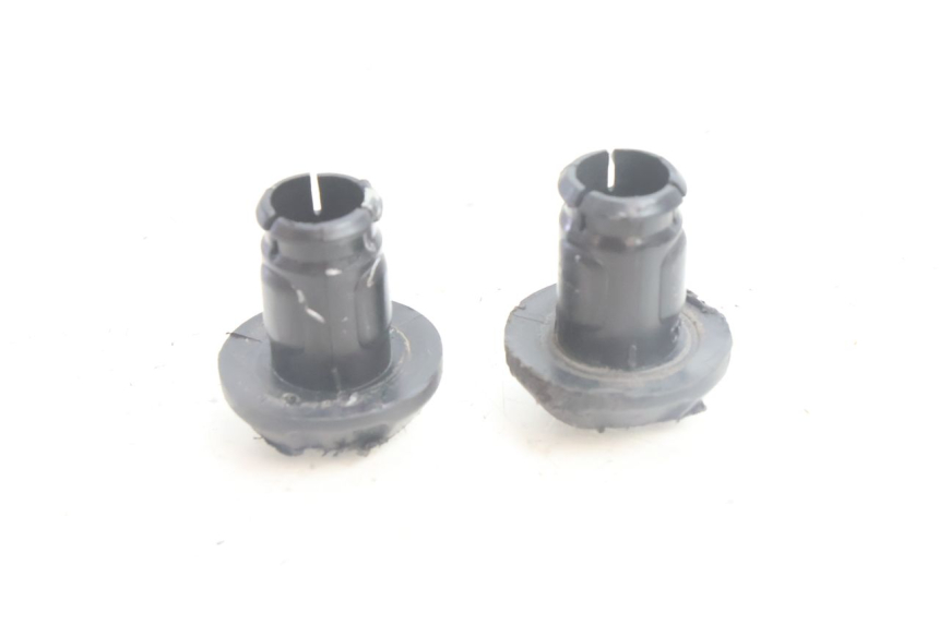 photo de HANDLEBAR ENDS YAMAHA N-MAX NMAX 125 (2021 - 2024) - Alternative perspective